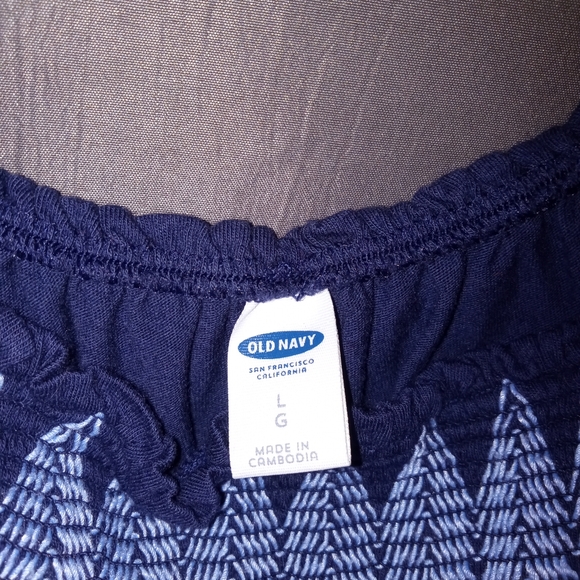 Old Navy spaghetti pullover tank top - Picture 3 of 4